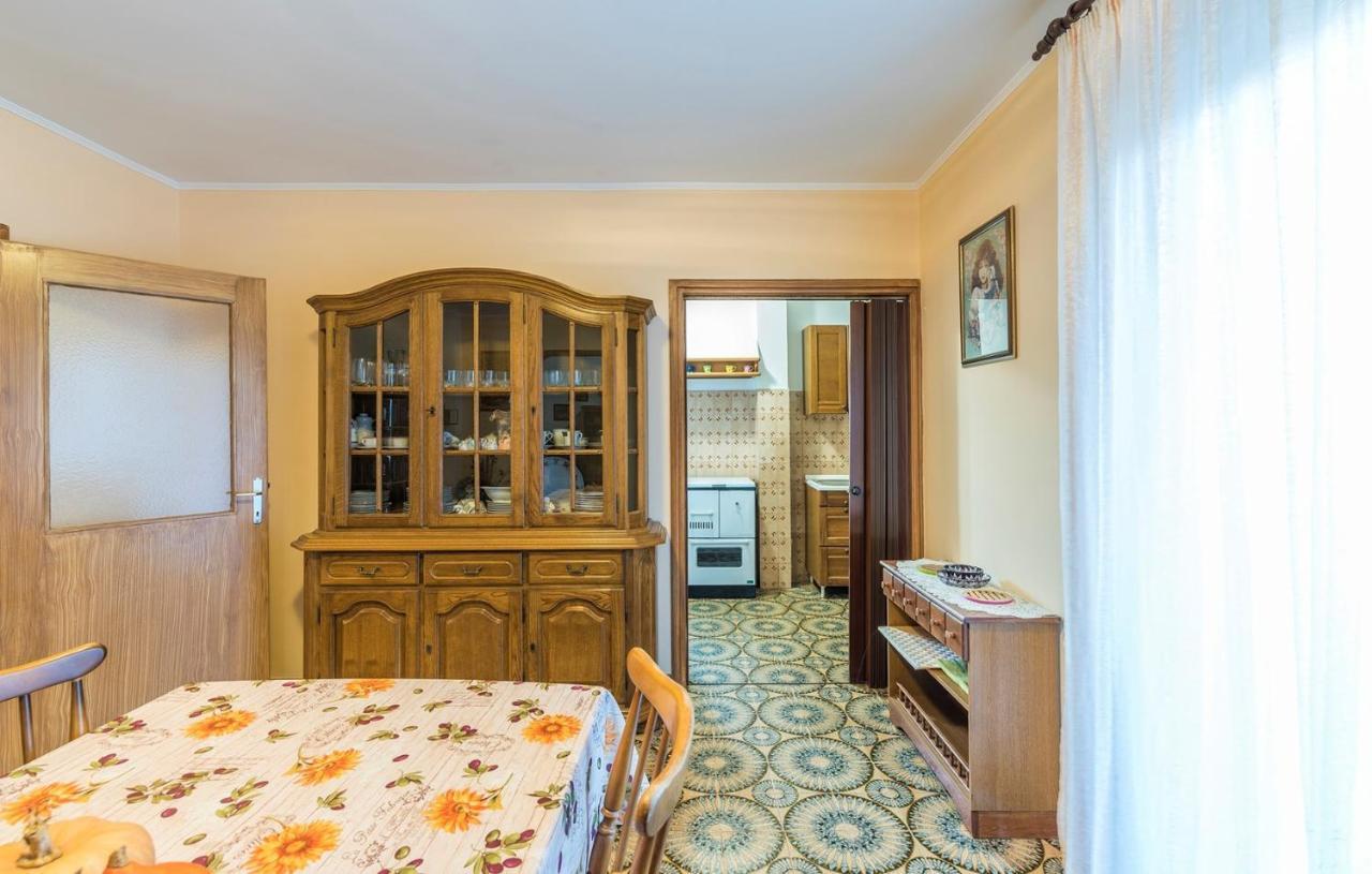 Ferienhaus Zora With Whirlpool Sveti Lovreč Pazenatički Kültér fotó